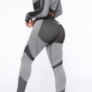 FASHION NOVA BUNDLE SET OF 2!